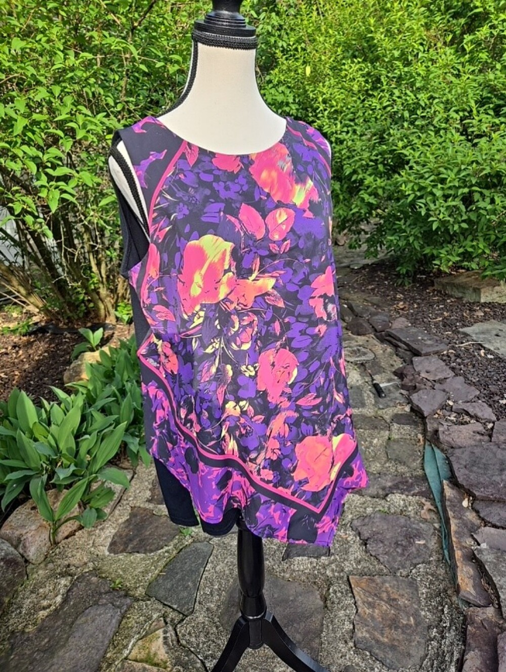 DG2 Diane Gilman Flowy Multi Colored Pullover Tank Size M